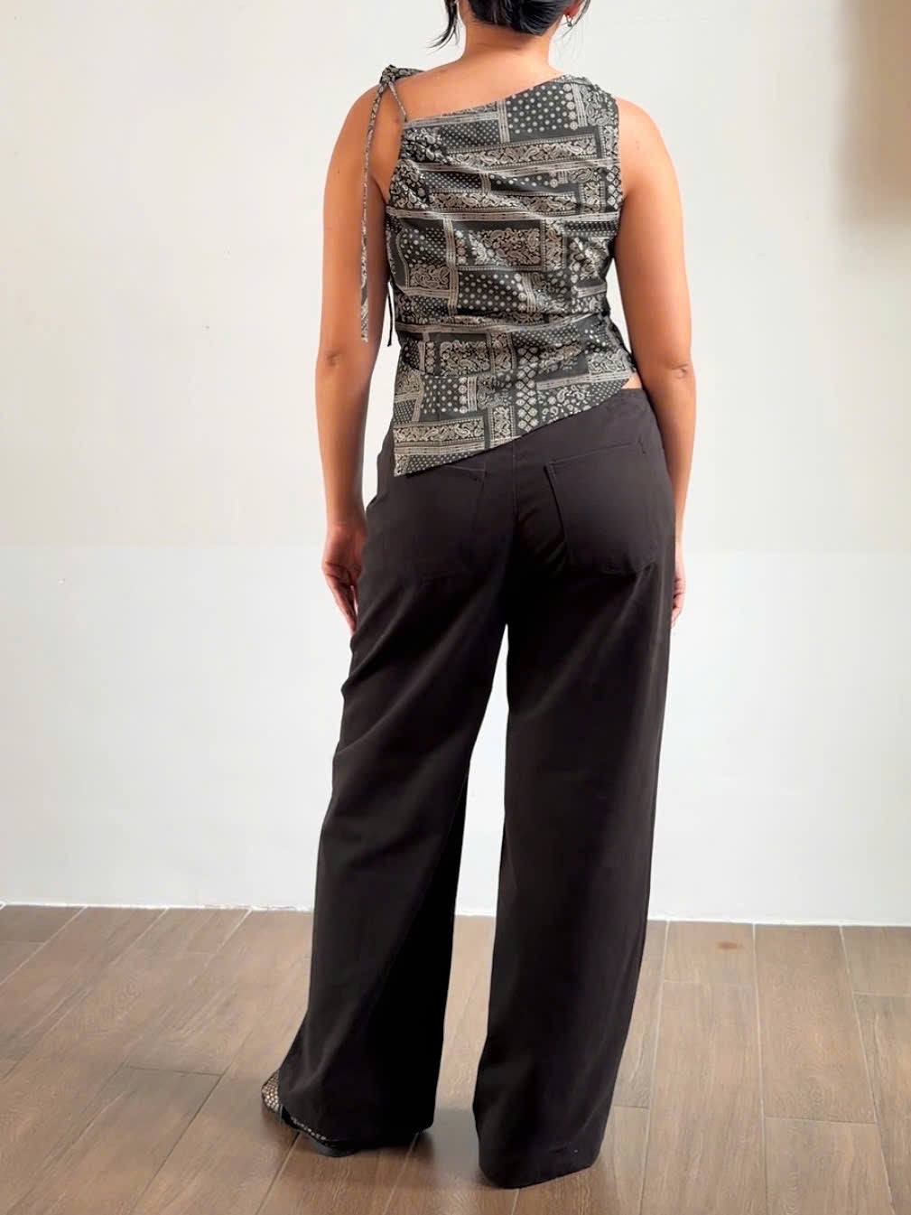 THẲNG THỚM PANTS