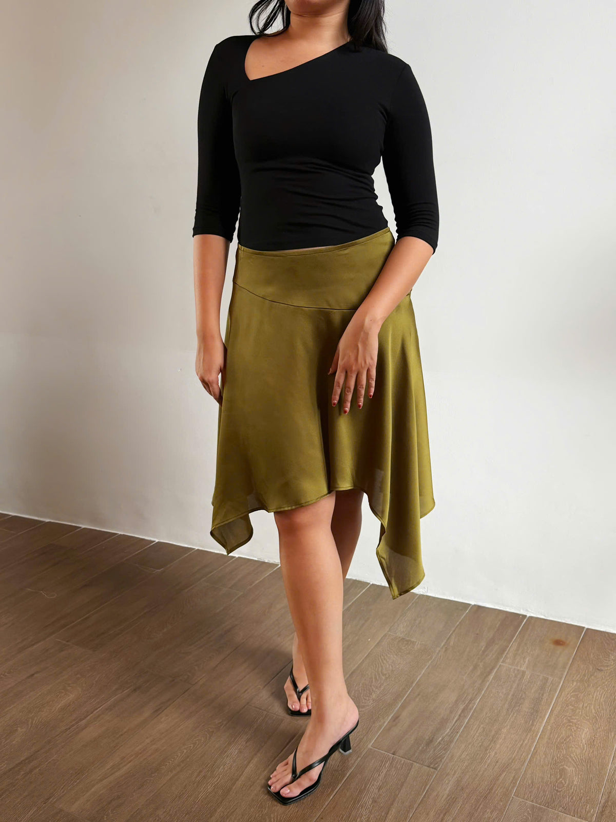SAY SƯA SKIRT - OLIVE