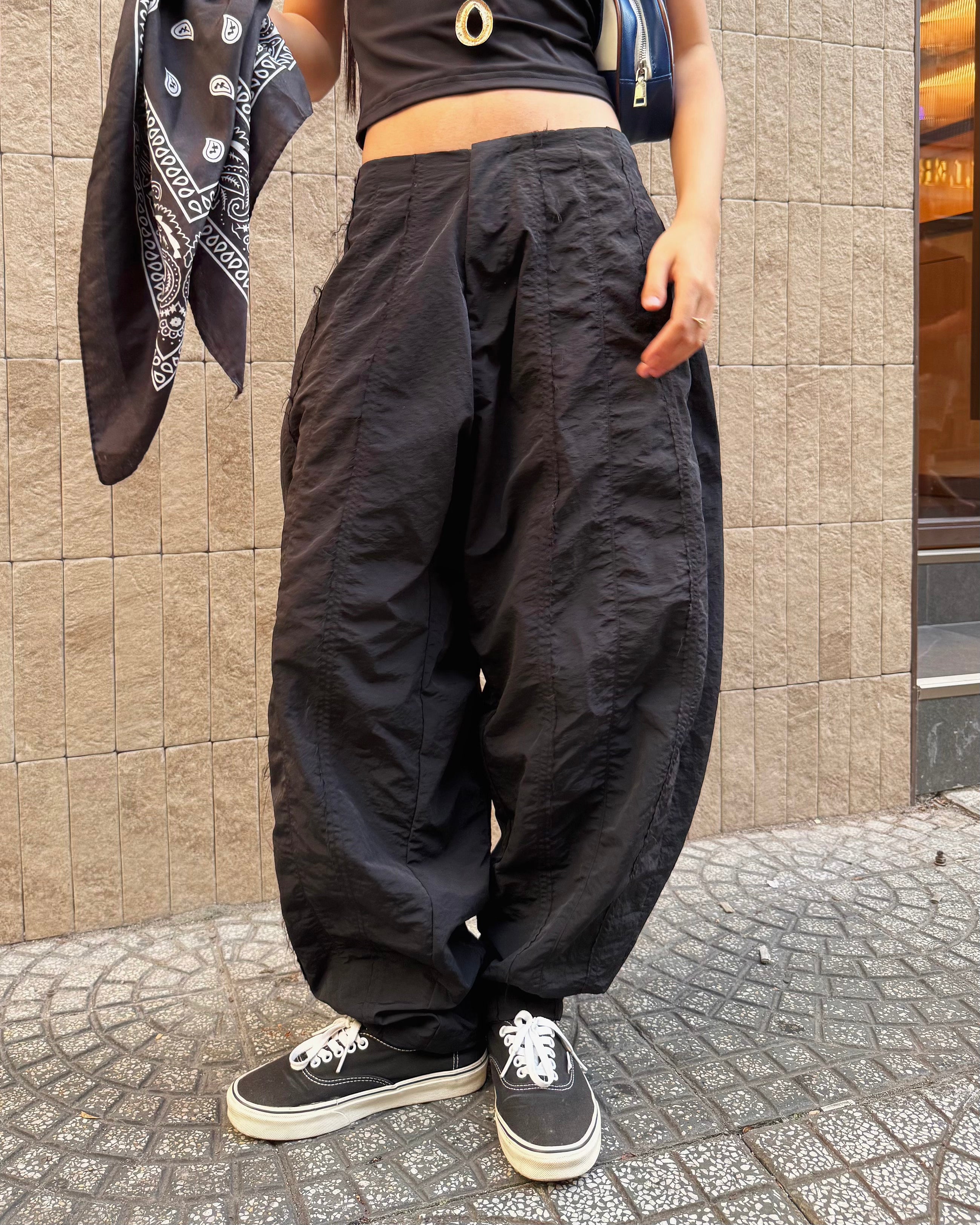 BÁT NGÁT PANTS