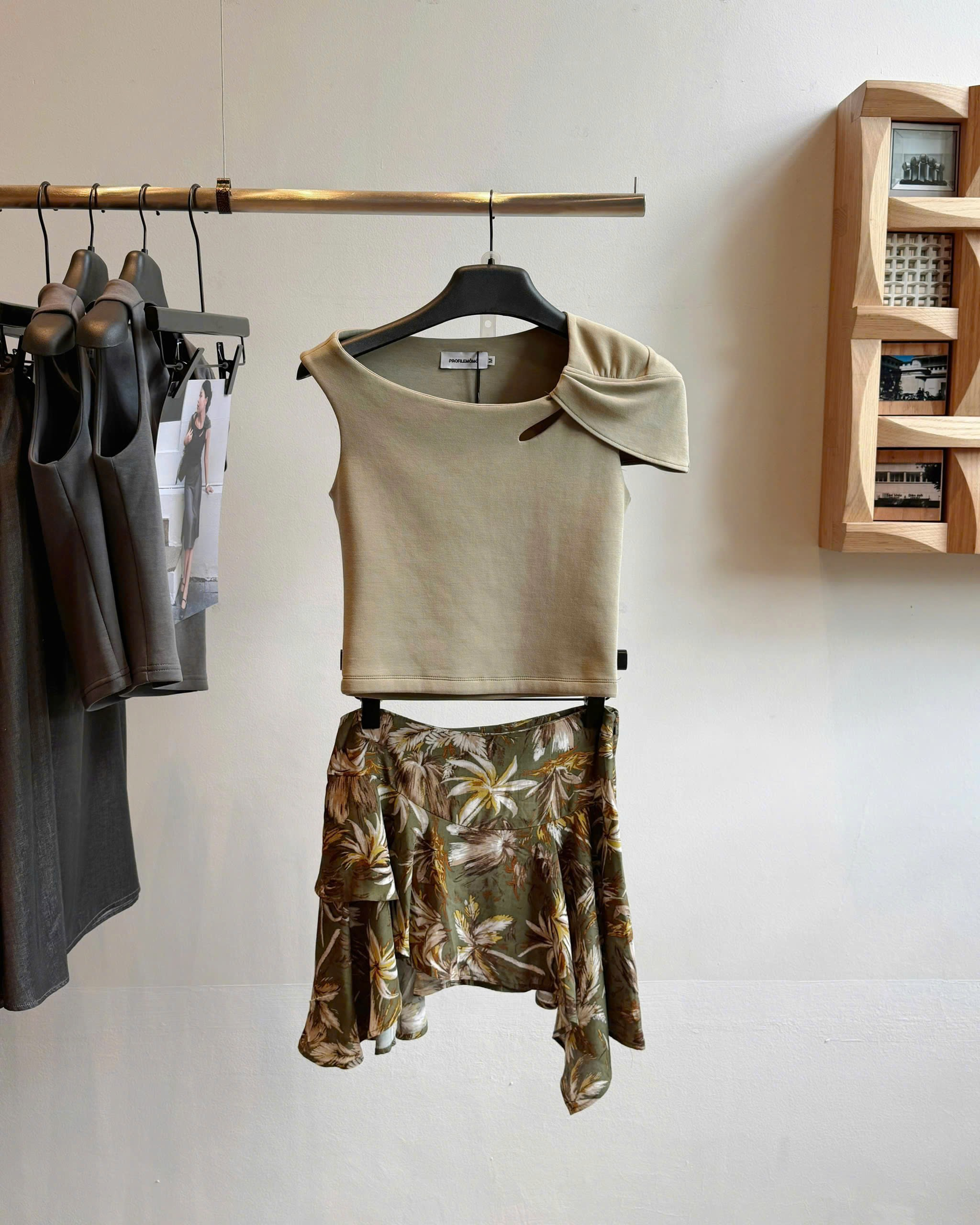 VẤN VƯƠNG TOP - MOSS GREEN