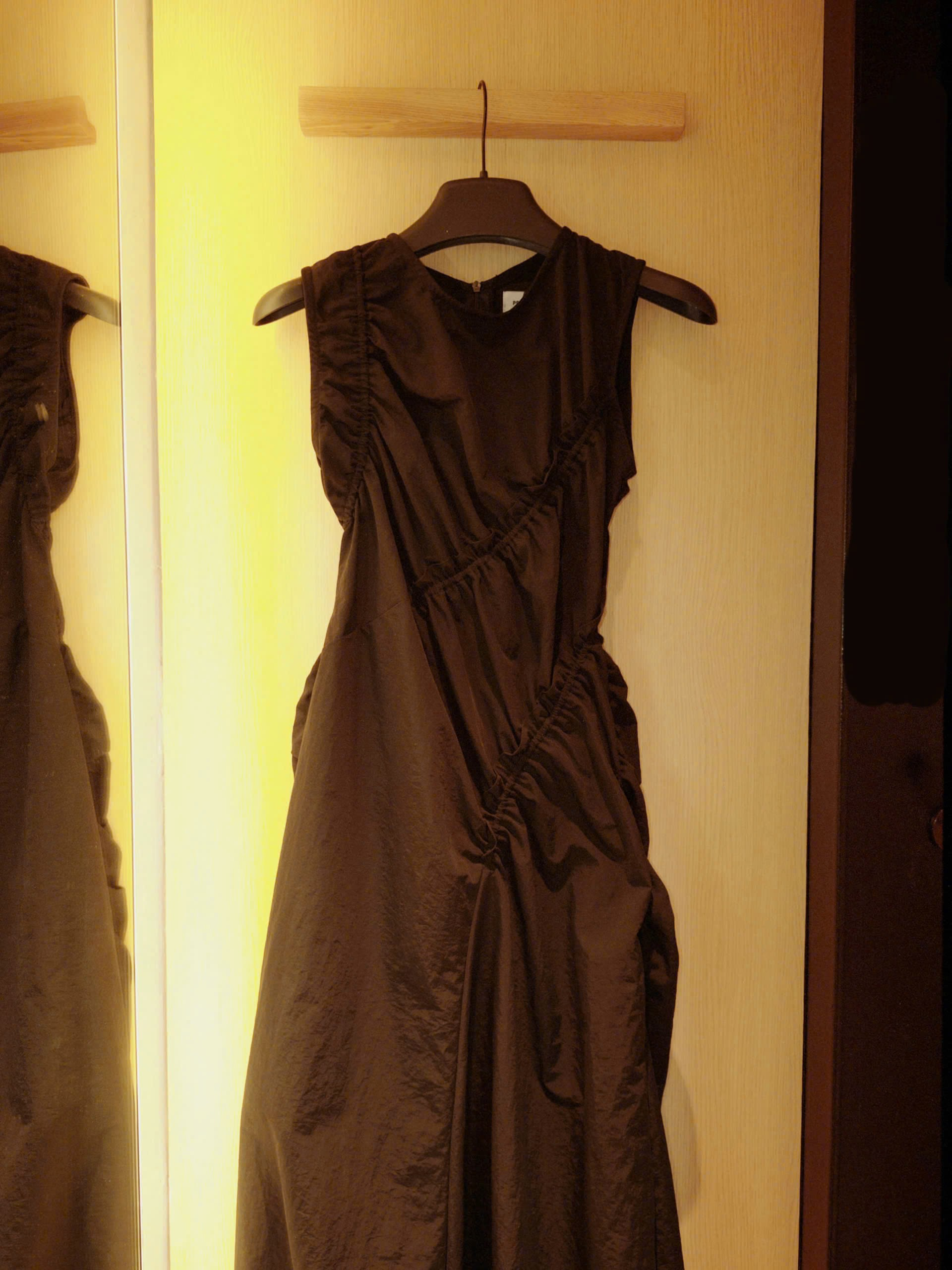 TỪ TỐN DRESS