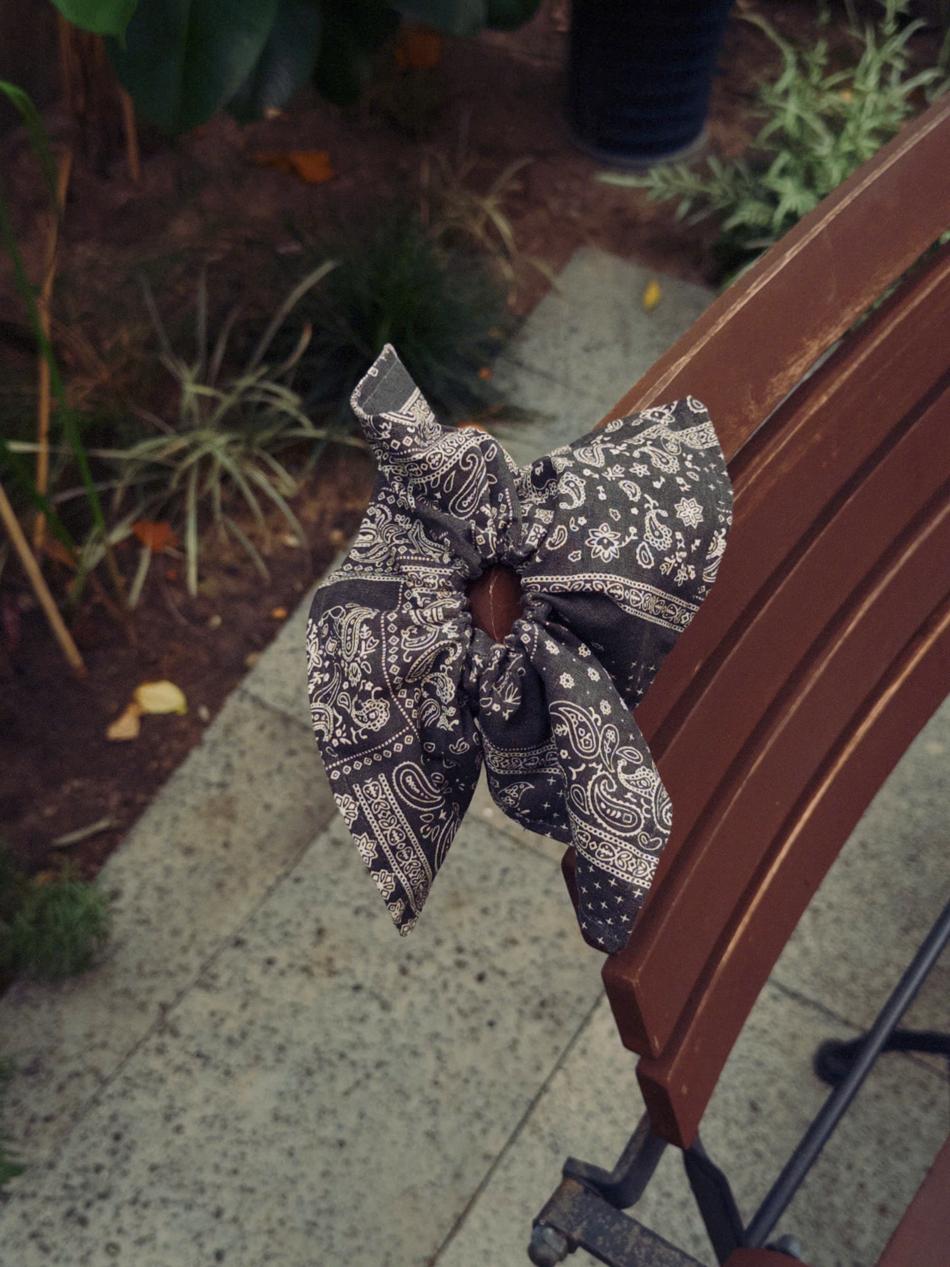 NHU MÌ SCRUNCHIE